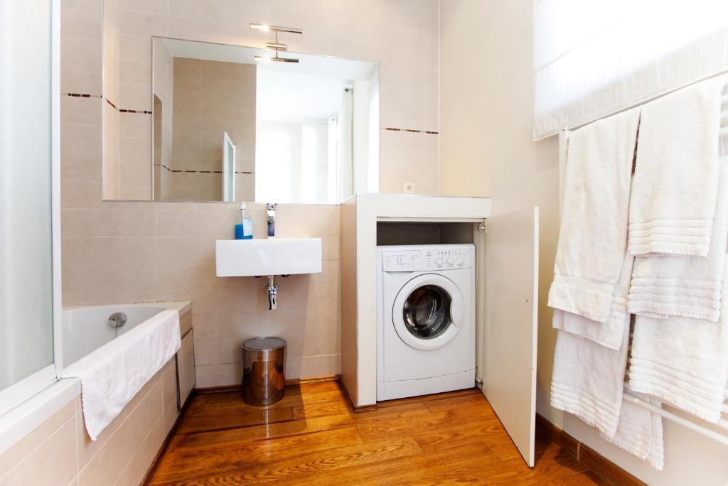 Louise Uptown Apartments Брюксел Стая снимка